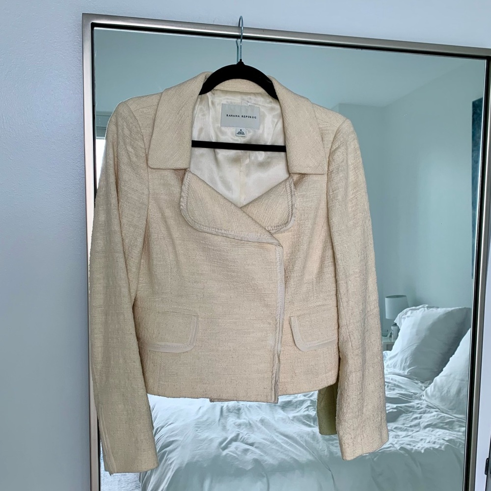 Banana Republic Boxy Jacket Cream Size 4